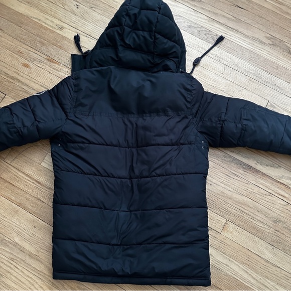 SOLD: ABERCROMBIE & FITCH PUFFER - MEDIUM - Picture 3 of 16